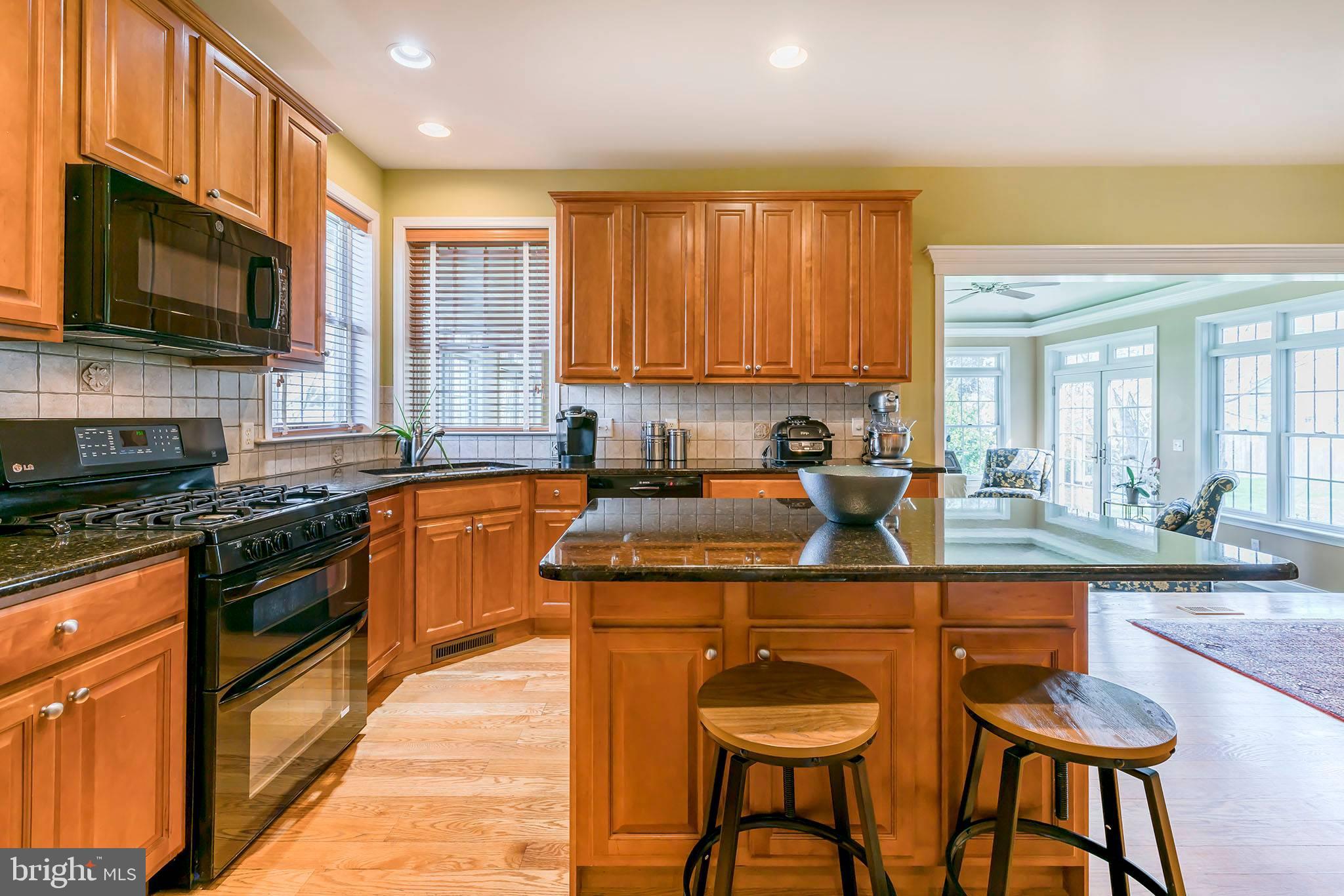 321 Cobblers Court Lititz, PA 17543 - Photo 12 of 41