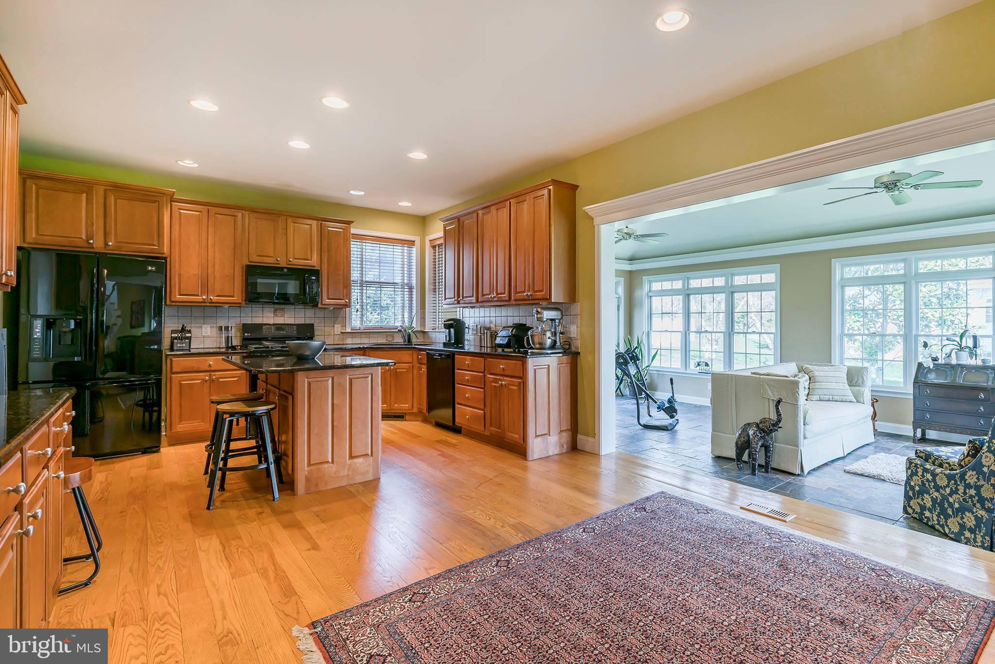 321 Cobblers Court Lititz, PA 17543 - Photo 13 of 41