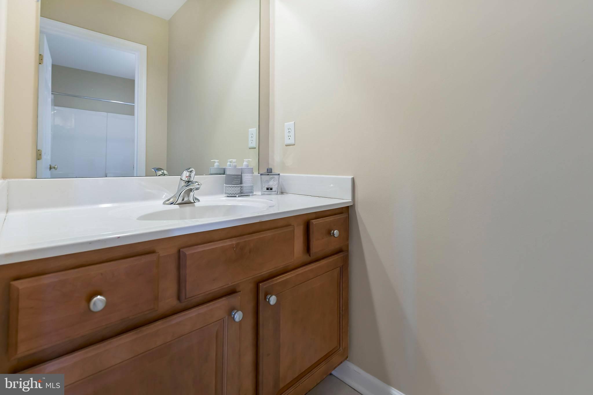 321 Cobblers Court Lititz, PA 17543 - Photo 20 of 41