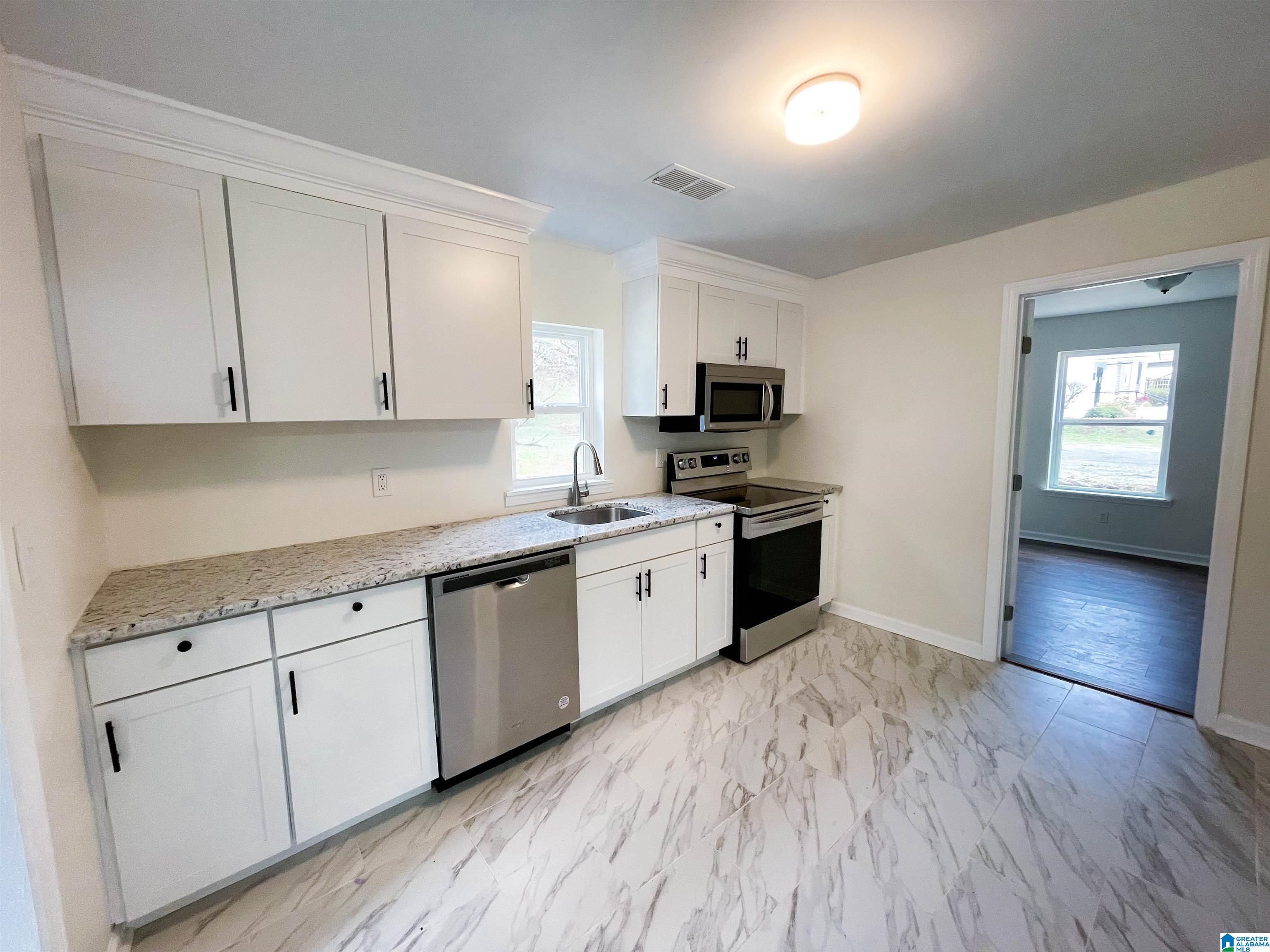 612 Ruffner Road Birmingham, AL 35210 - Photo 8 of 18