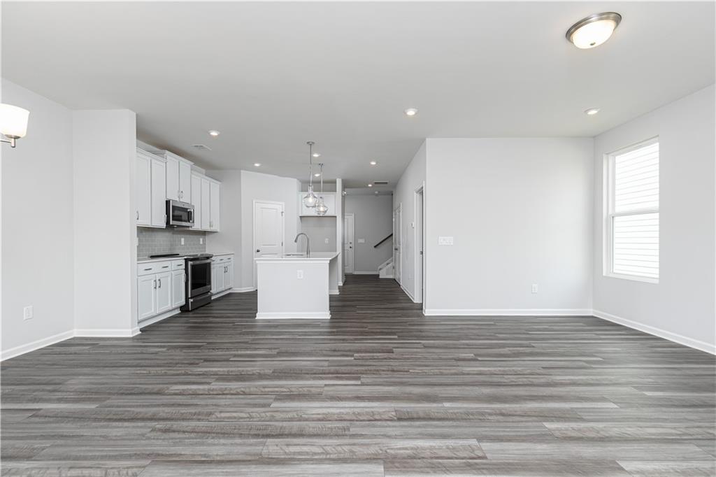 3198 Croftside Commons Acworth, GA 30102 - Photo 2 of 25
