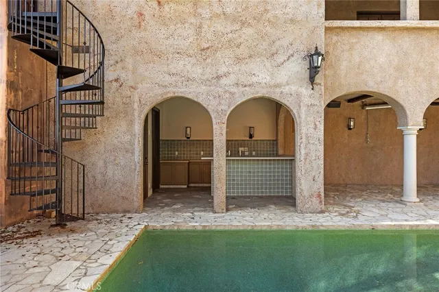 $25,000 | 1316 Beverly Grove Place, Beverly Hills, CA 90210