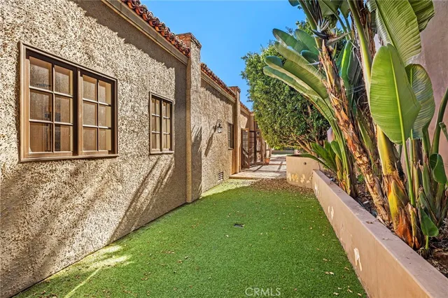 $25,000 | 1316 Beverly Grove Place, Beverly Hills, CA 90210