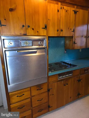 a close view of stove top oven