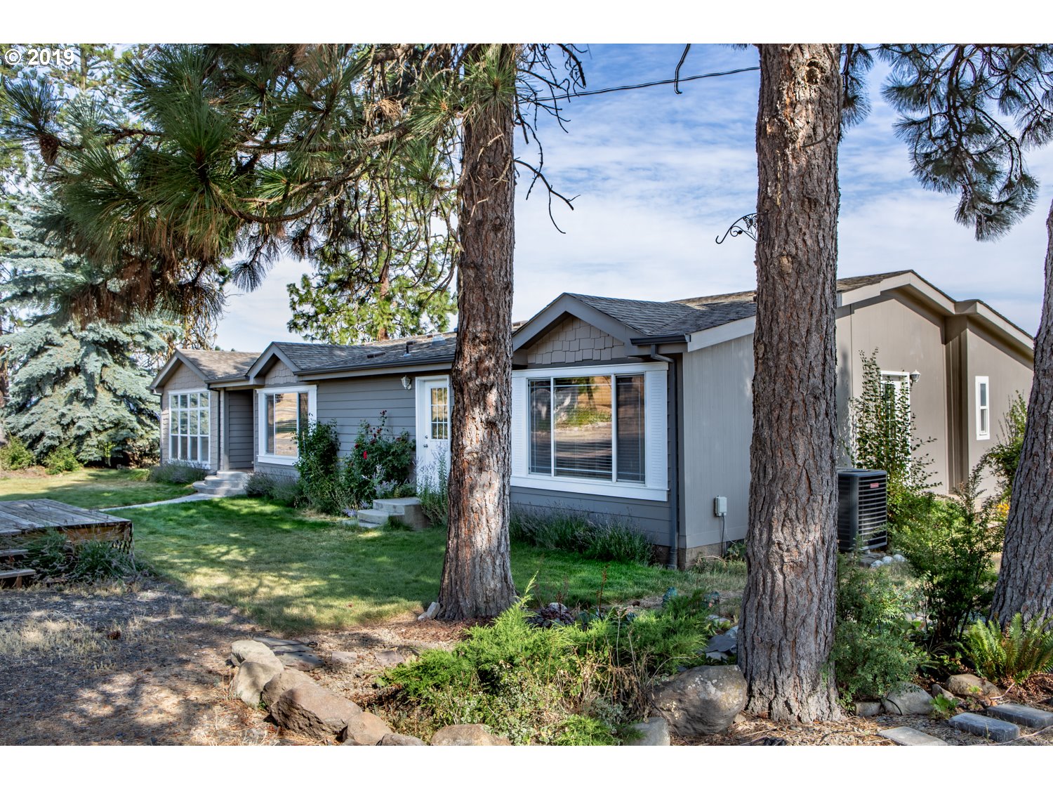 1755 State Road Mosier, OR 97040 - Photo 1 of 32 Gallery Image 1