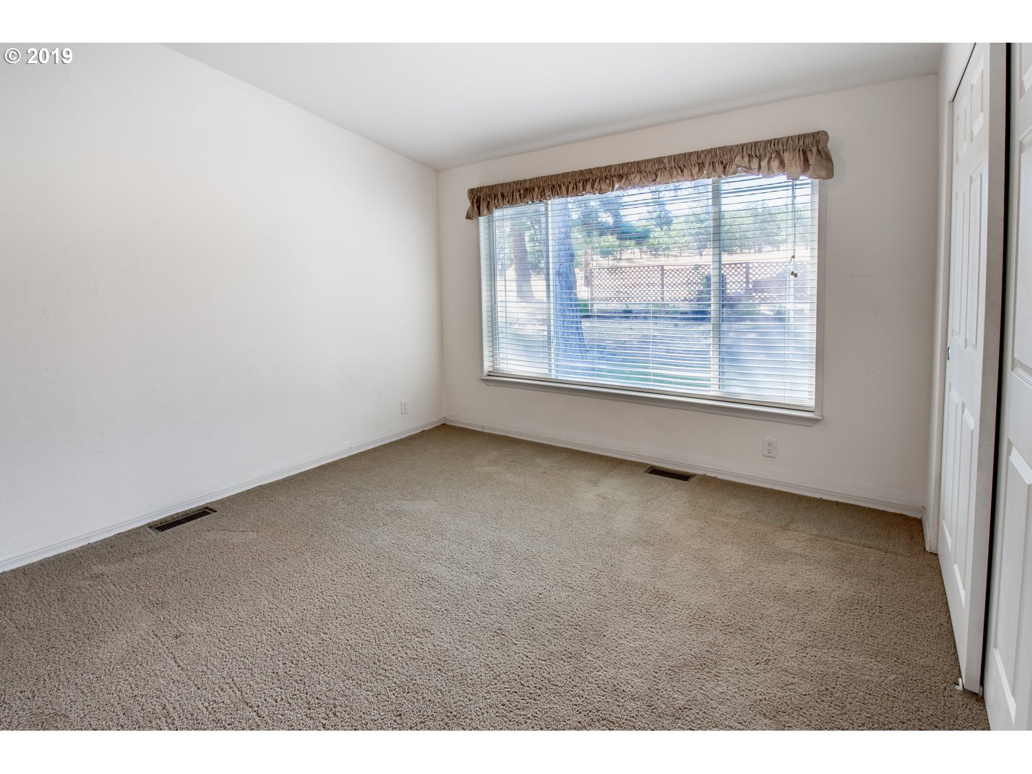 1755 State Road Mosier, OR 97040 - Photo 15 of 32 Gallery Image 15
