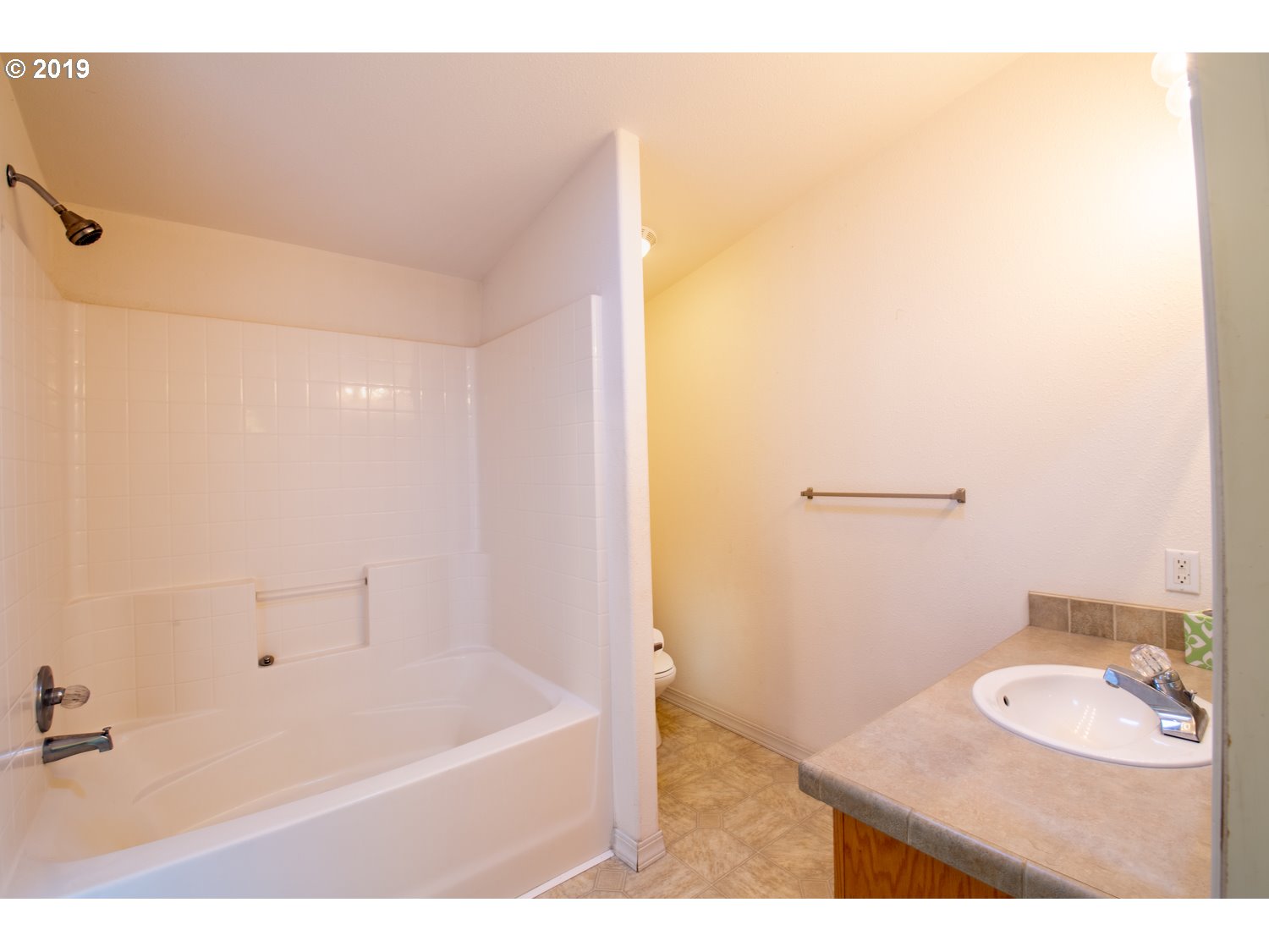 1755 State Road Mosier, OR 97040 - Photo 17 of 32 Gallery Image 17