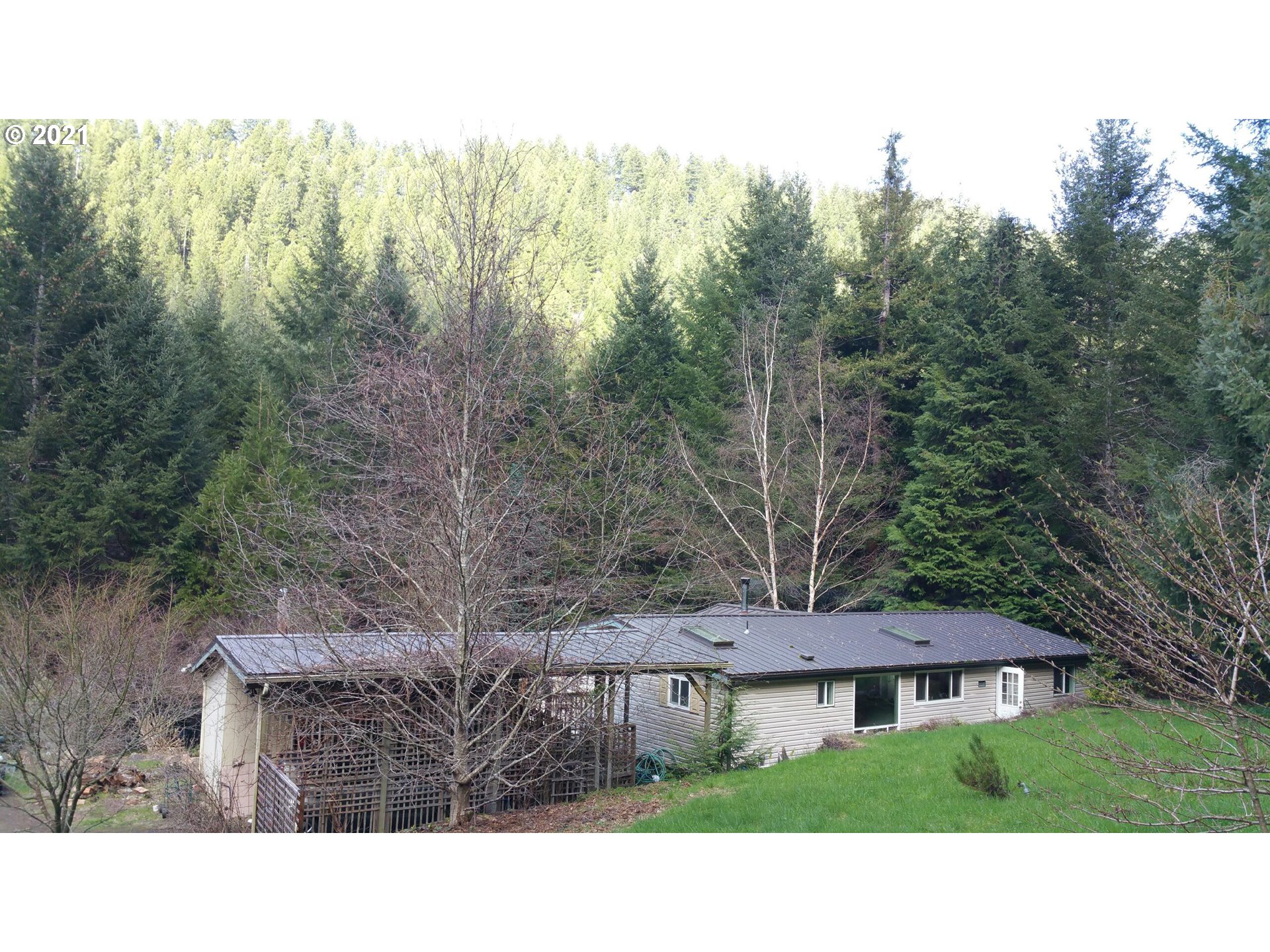 89440 Kezar Lane Mapleton, OR 97453 - Photo 2 of 14 Gallery Image 2
