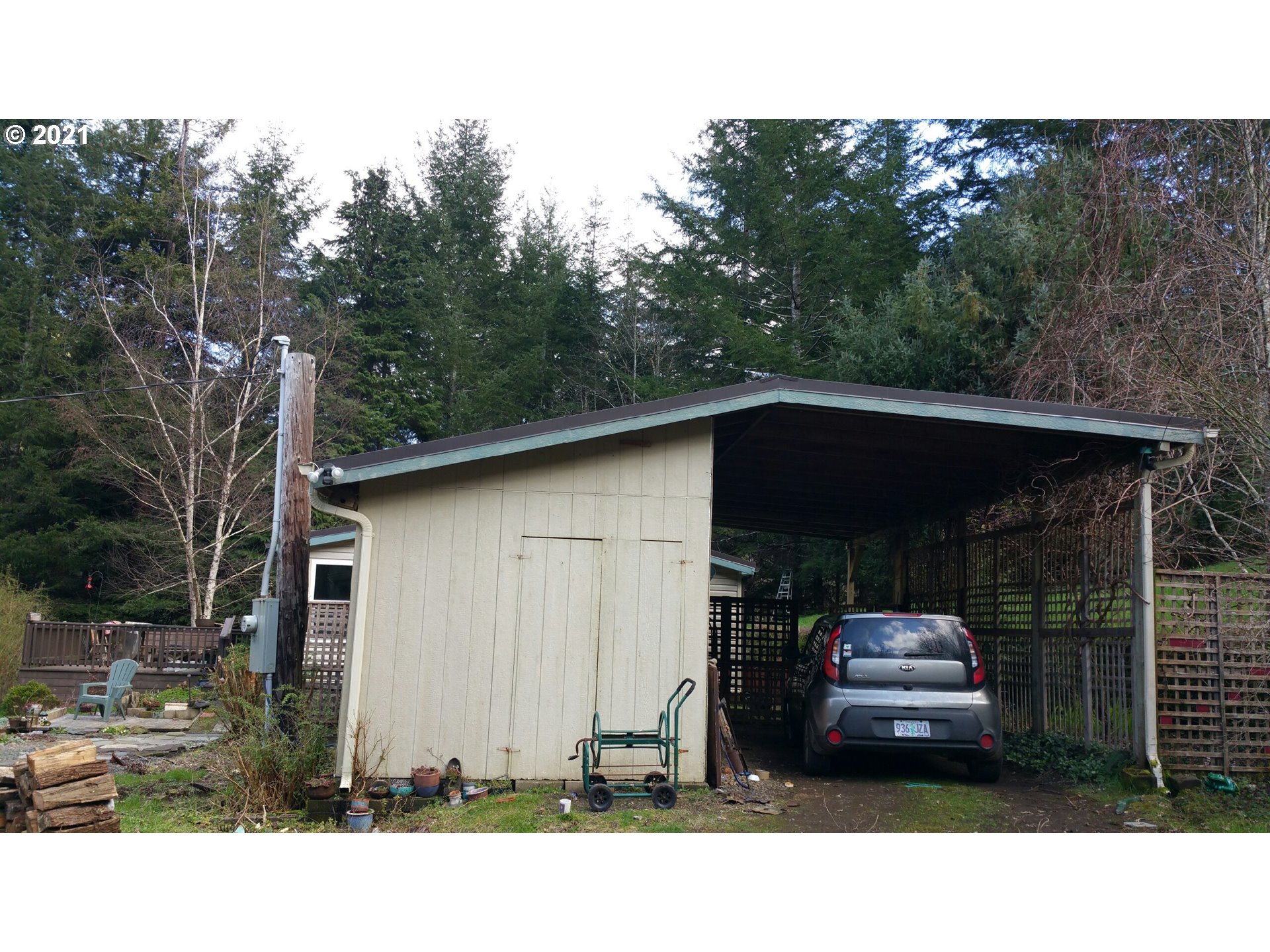 89440 Kezar Lane Mapleton, OR 97453 - Photo 3 of 14 Gallery Image 3