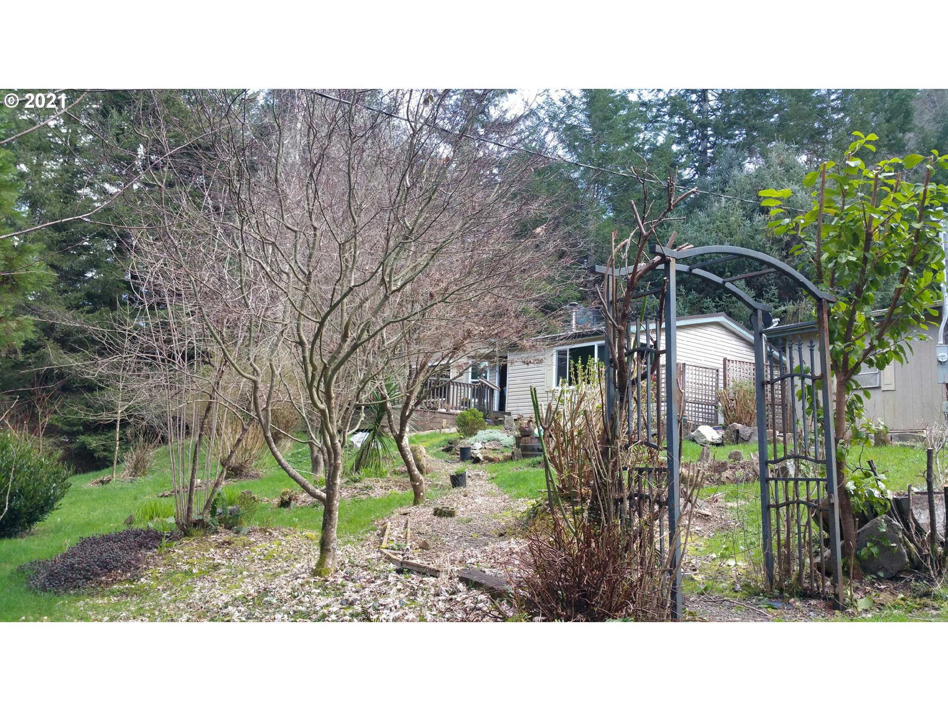 89440 Kezar Lane Mapleton, OR 97453 - Photo 5 of 14 Gallery Image 5
