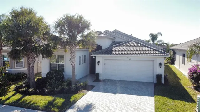 $579,900 | 5013 Sevilla Shores Drive, Wimauma, FL 33598