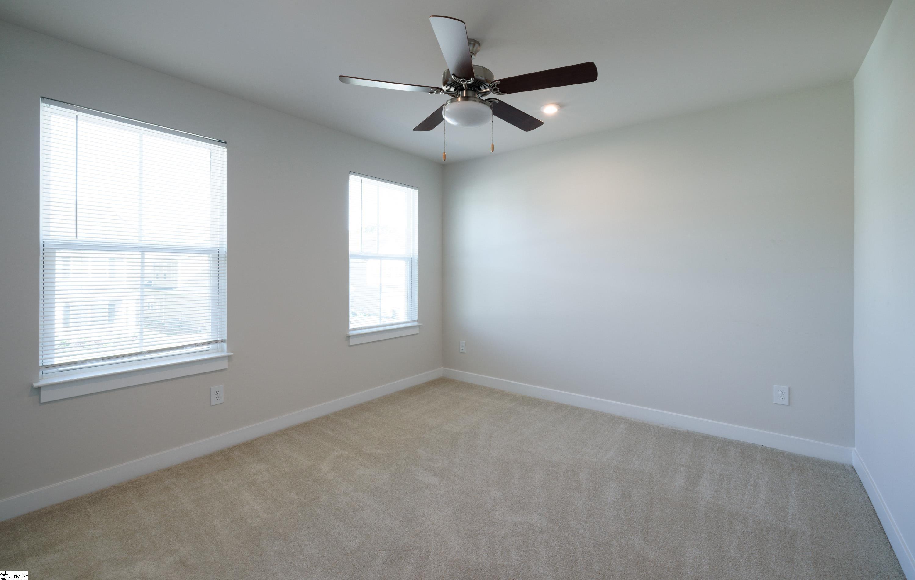132 Dunroyal Road Fountain Inn, SC 29644 - Photo 24 of 44
