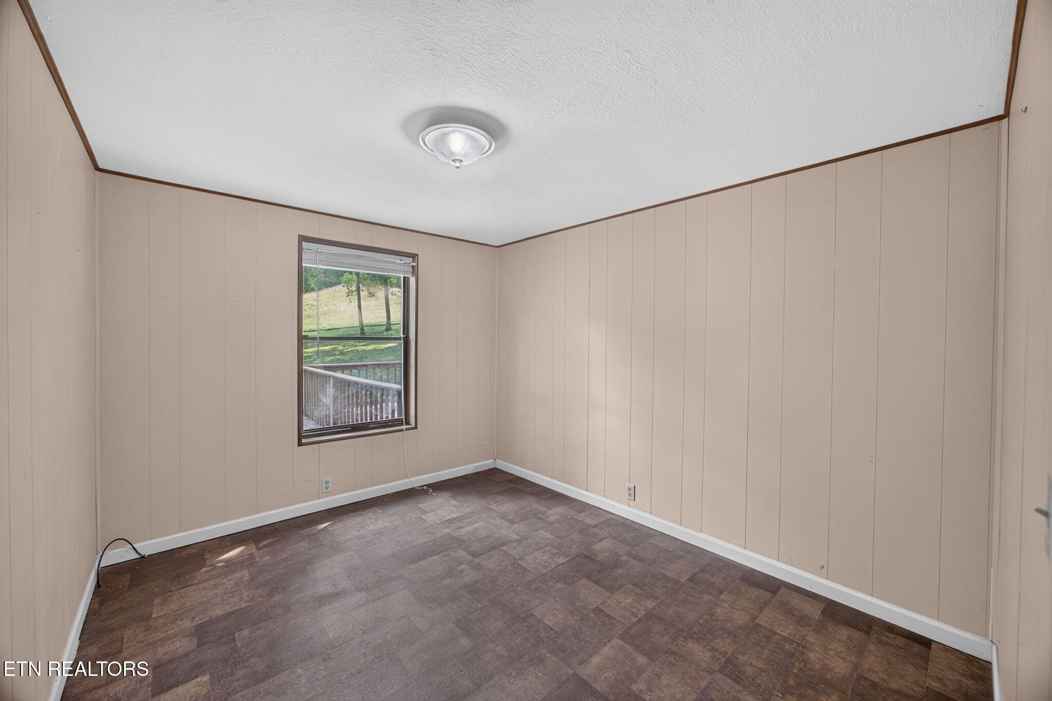 157 Baltusrol Road Crossville, TN 38558 - Photo 28 of 36 Bedroom 2