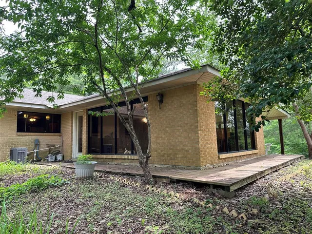 $219,900 | 6190 Kirby Trail, Hosston, LA 71043