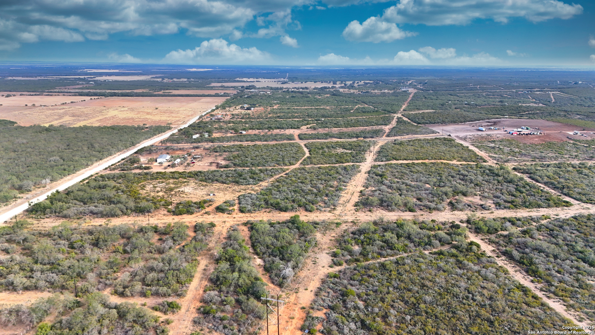 291 County Road 1670 Moore, TX 78057 - Photo 8 of 11