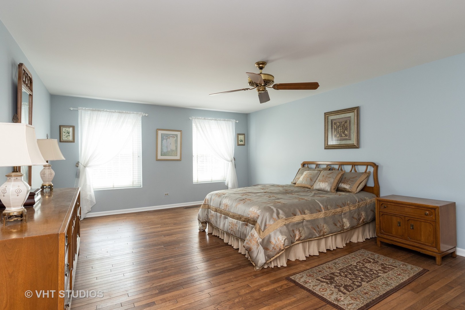 909 East Bailey Road Naperville, IL 60565 - Photo 13 of 24