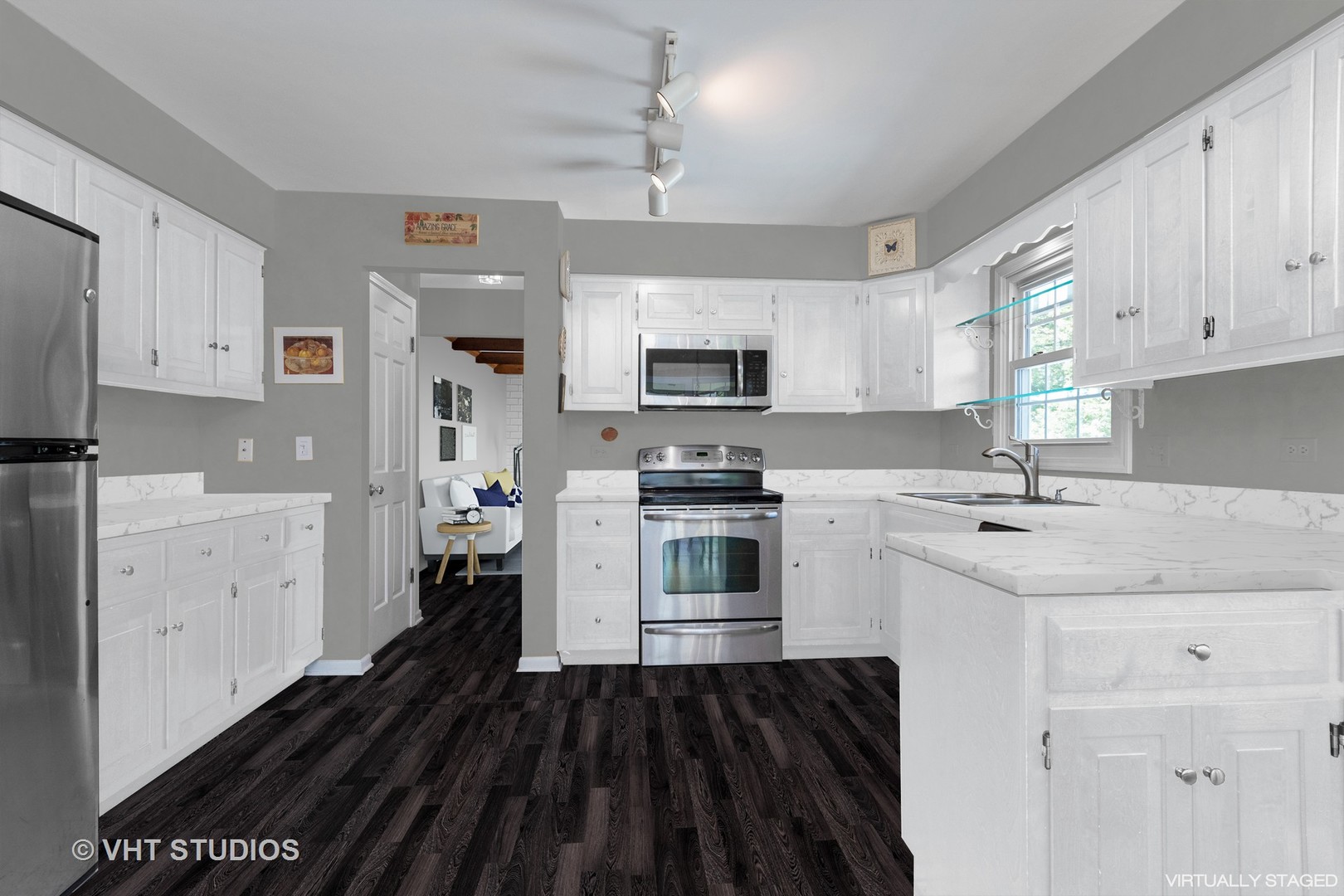 909 East Bailey Road Naperville, IL 60565 - Photo 6 of 24