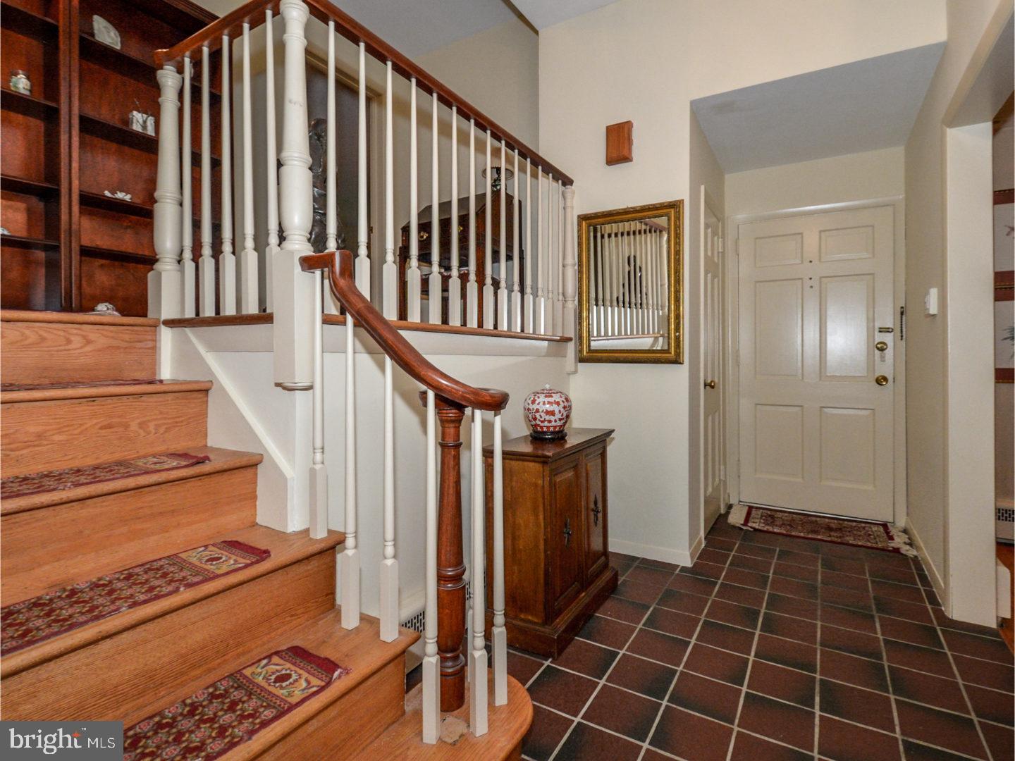 1260 George Road Jenkintown, PA 19046 - Photo 3 of 24 Foyer