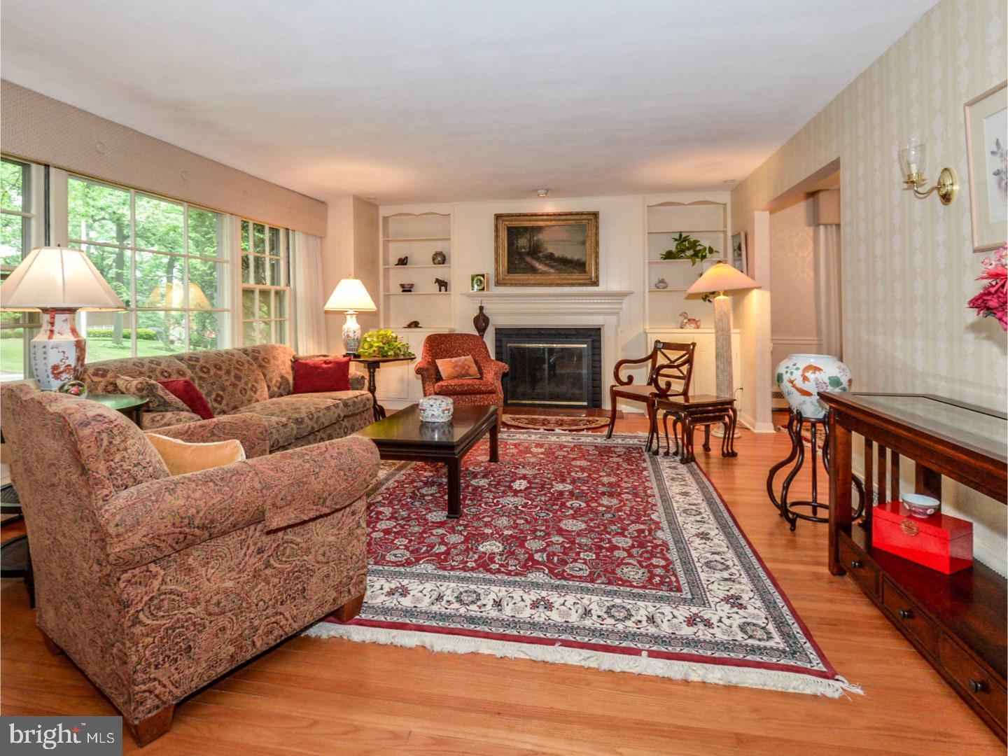1260 George Road Jenkintown, PA 19046 - Photo 4 of 24 Living Room