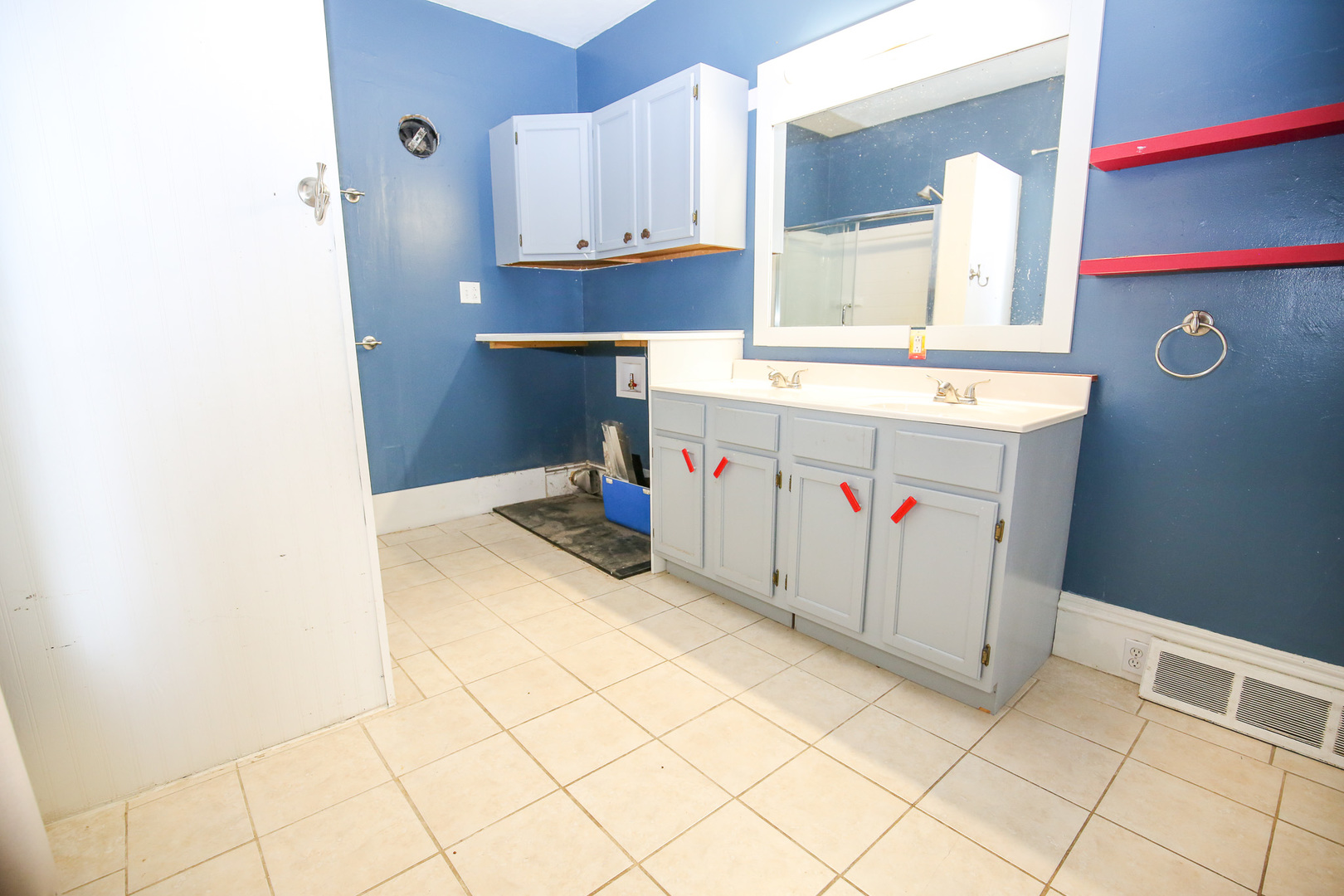 26596 Fairhaven Road Chadwick, IL 61014 - Photo 37 of 51 a utility room with dryer and washer