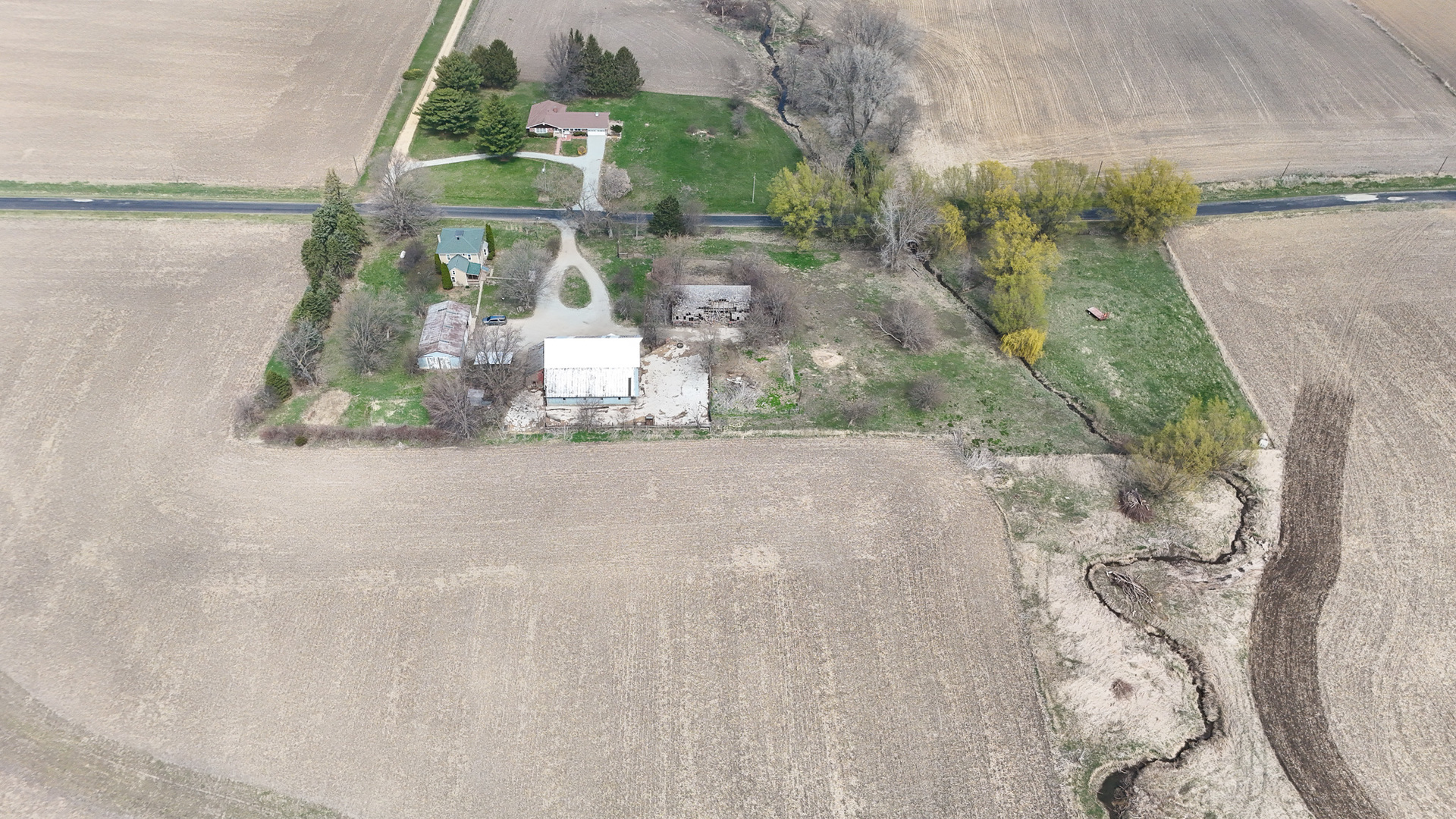 26596 Fairhaven Road Chadwick, IL 61014 - Photo 46 of 51