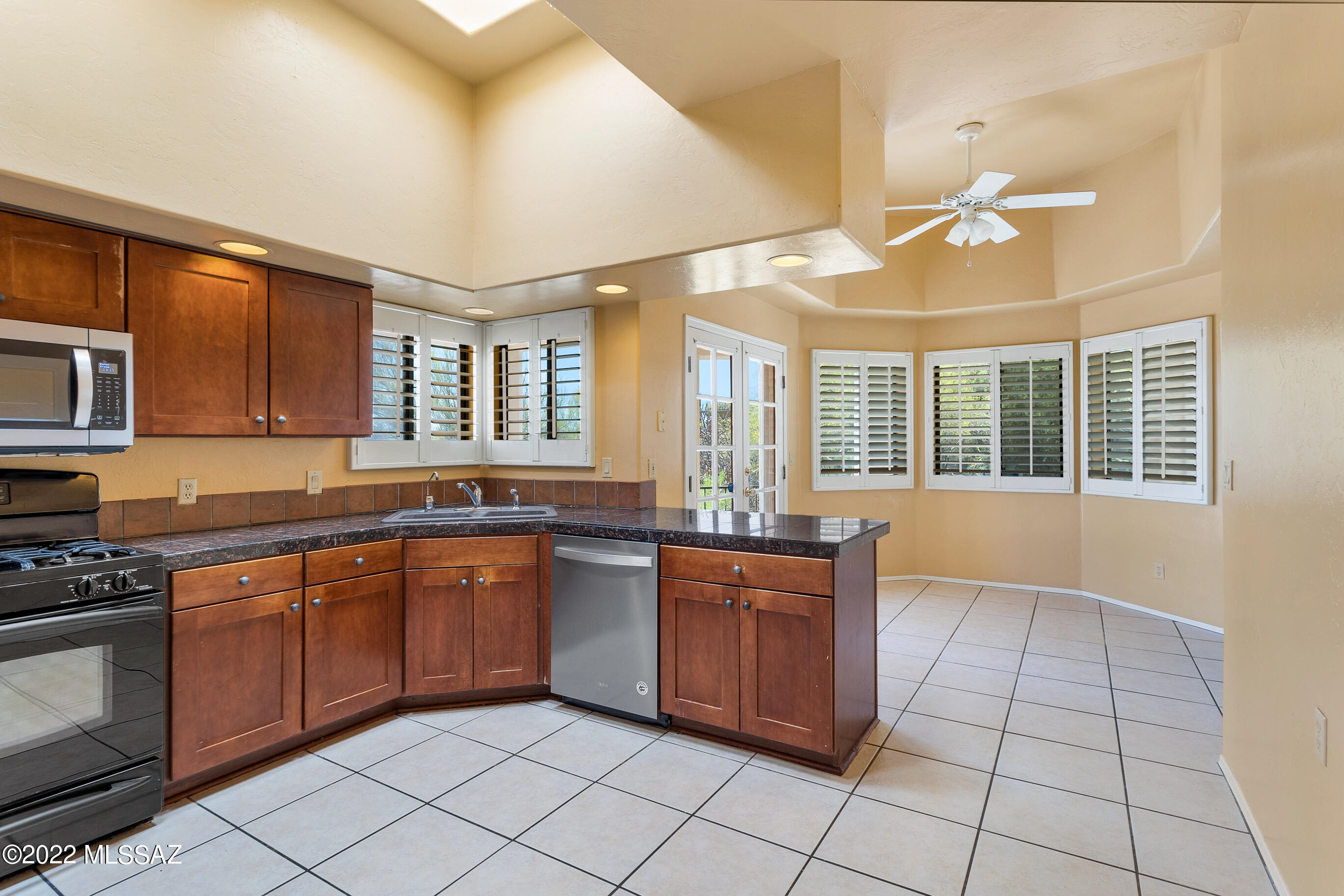 820 East Chula Vista Road Tucson, AZ 85718 - Photo 5 of 26
