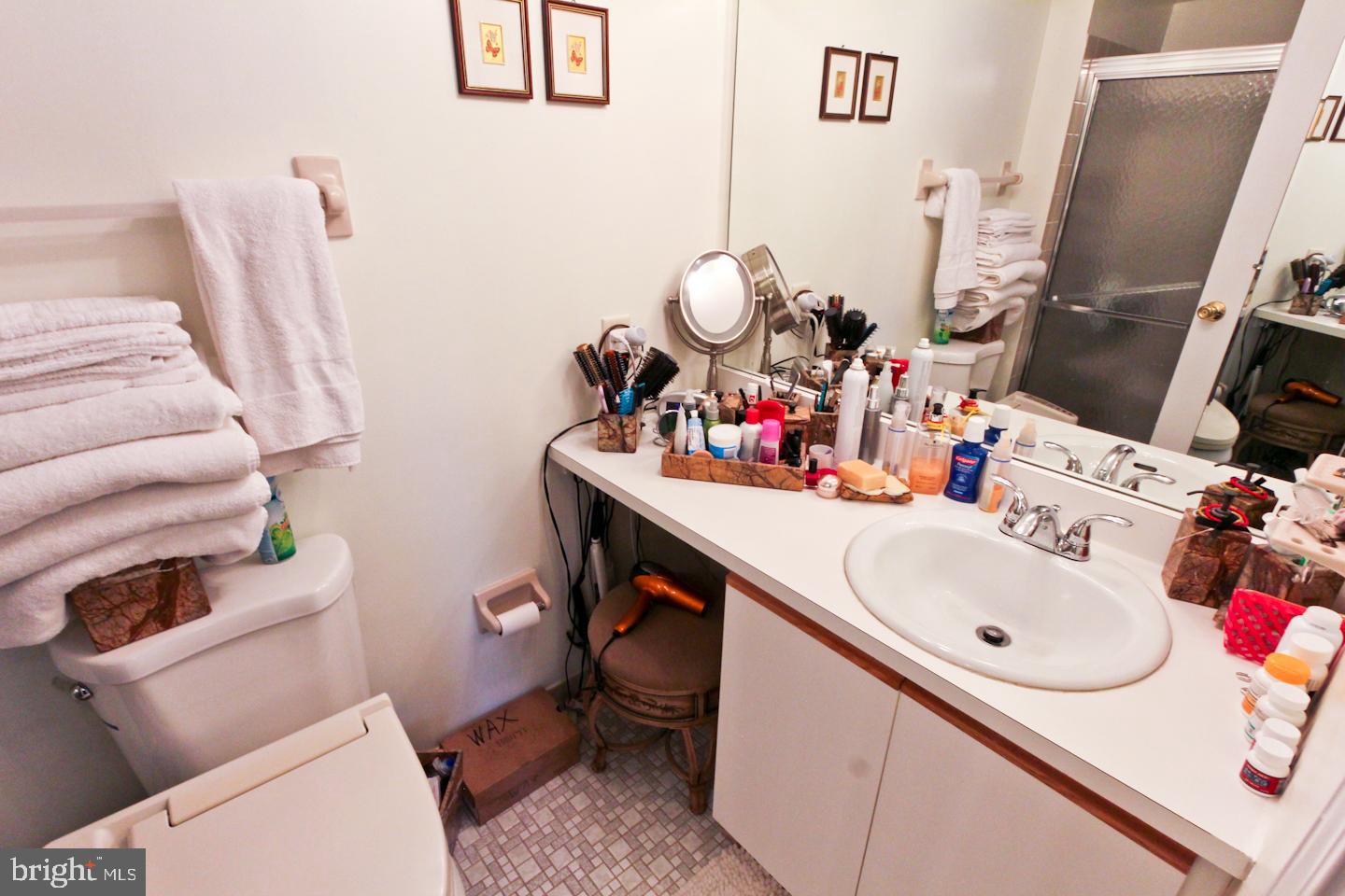 301 Byberry Road, Unit H2 Philadelphia, PA 19116 - Photo 14 of 25 Gallery Image 14