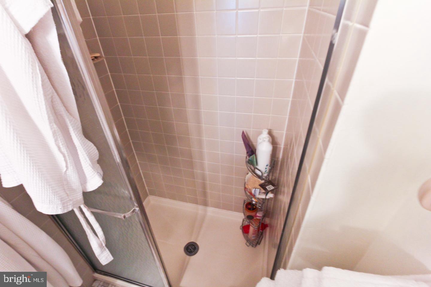 301 Byberry Road, Unit H2 Philadelphia, PA 19116 - Photo 15 of 25 Gallery Image 15