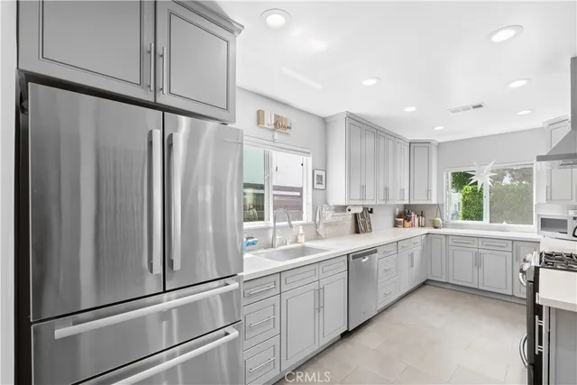 $1,575,000 | 1820 Alsace Avenue, Los Angeles, CA 90019