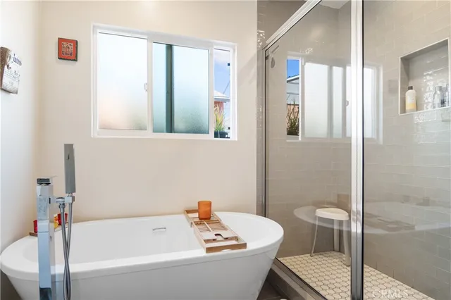 $1,575,000 | 1820 Alsace Avenue, Los Angeles, CA 90019