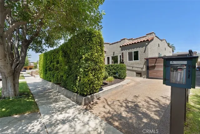 $1,575,000 | 1820 Alsace Avenue, Los Angeles, CA 90019