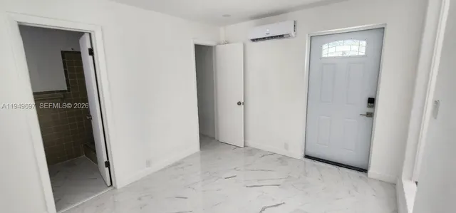 $1,495 | 3520 Northwest 20th Street, Unit 2, Miami, FL 33142