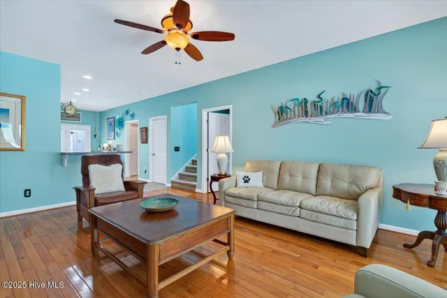 $839,000 | 104 Northeast 27th Street, Oak Island, NC 28465