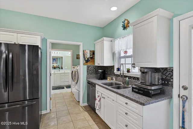 $839,000 | 104 Northeast 27th Street, Oak Island, NC 28465