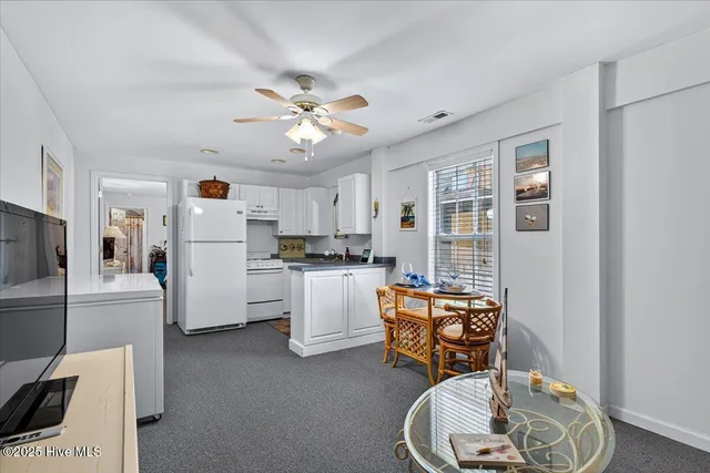 $839,000 | 104 Northeast 27th Street, Oak Island, NC 28465