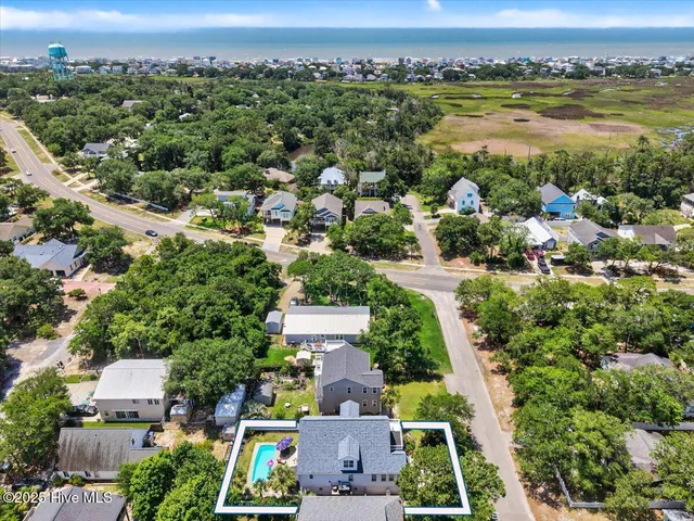 $839,000 | 104 Northeast 27th Street, Oak Island, NC 28465