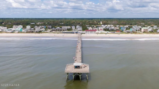 $839,000 | 104 Northeast 27th Street, Oak Island, NC 28465