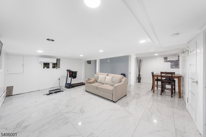 61-63 Keer Avenue Newark, NJ 07112 - Photo 17 of 31