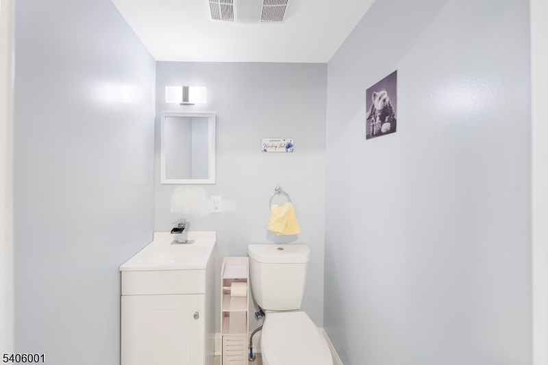 61-63 Keer Avenue Newark, NJ 07112 - Photo 7 of 31