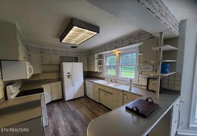 $294,000 | 342 Vine Avenue, Oneida, TN 37841