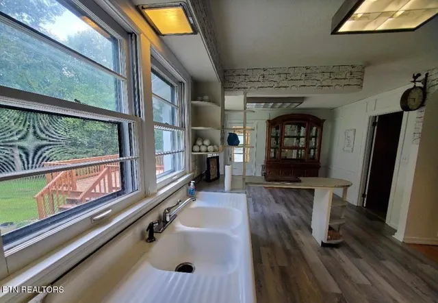 $294,000 | 342 Vine Avenue, Oneida, TN 37841