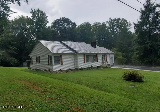 $294,000 | 342 Vine Avenue, Oneida, TN 37841