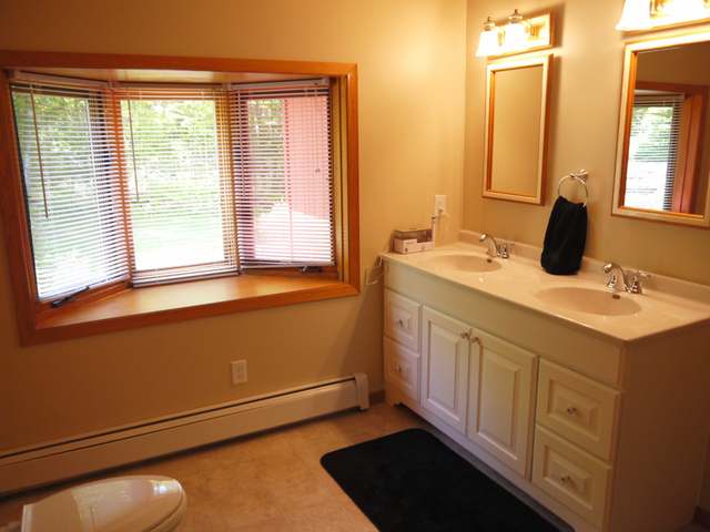558 Bloom Road Eagle River, WI 54521 - Photo 7 of 20 Gallery Image 7