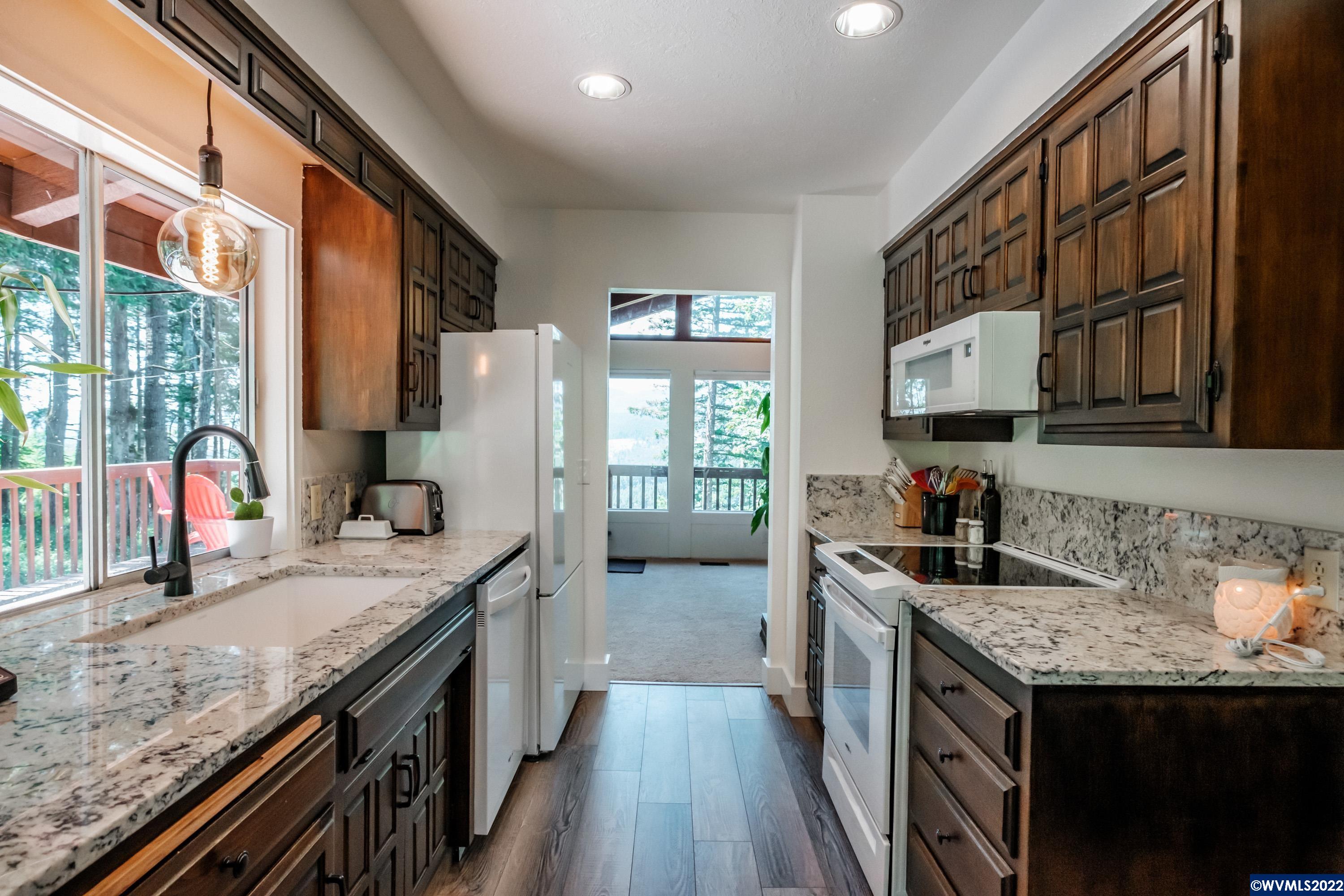 20550 Fir Grove Road Monmouth, OR 97361 - Photo 10 of 42 Gallery Image 10