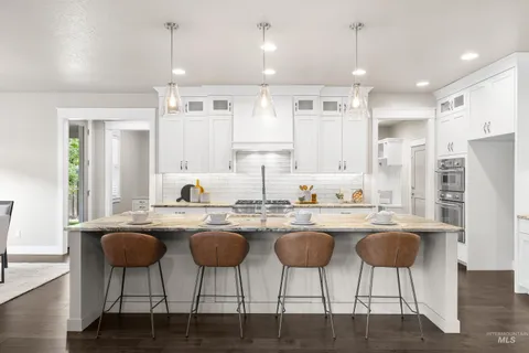 $1,050,000 | 6191 South Bosch Way, Meridian, ID 83642