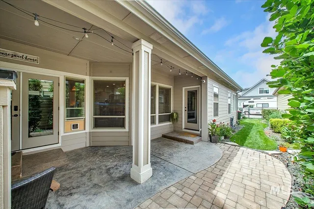 $514,900 | 1064 West Stanhope Street, Meridian, ID 83646