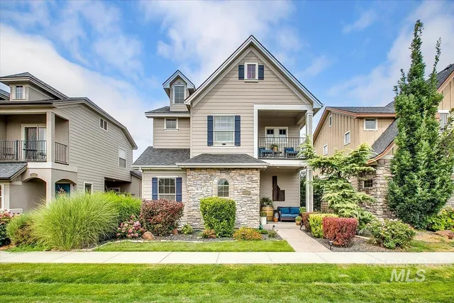 $514,900 | 1064 West Stanhope Street, Meridian, ID 83646