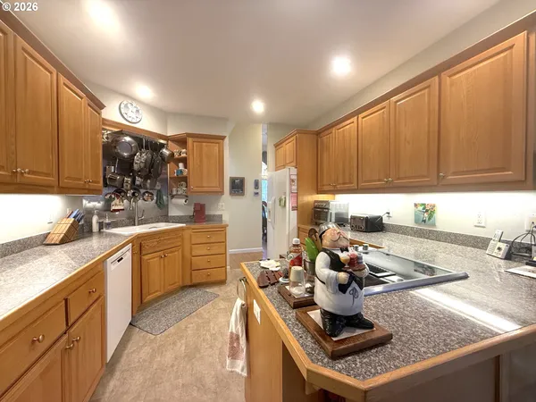 $569,000 | 1505 Canal Street, Springfield, OR 97477