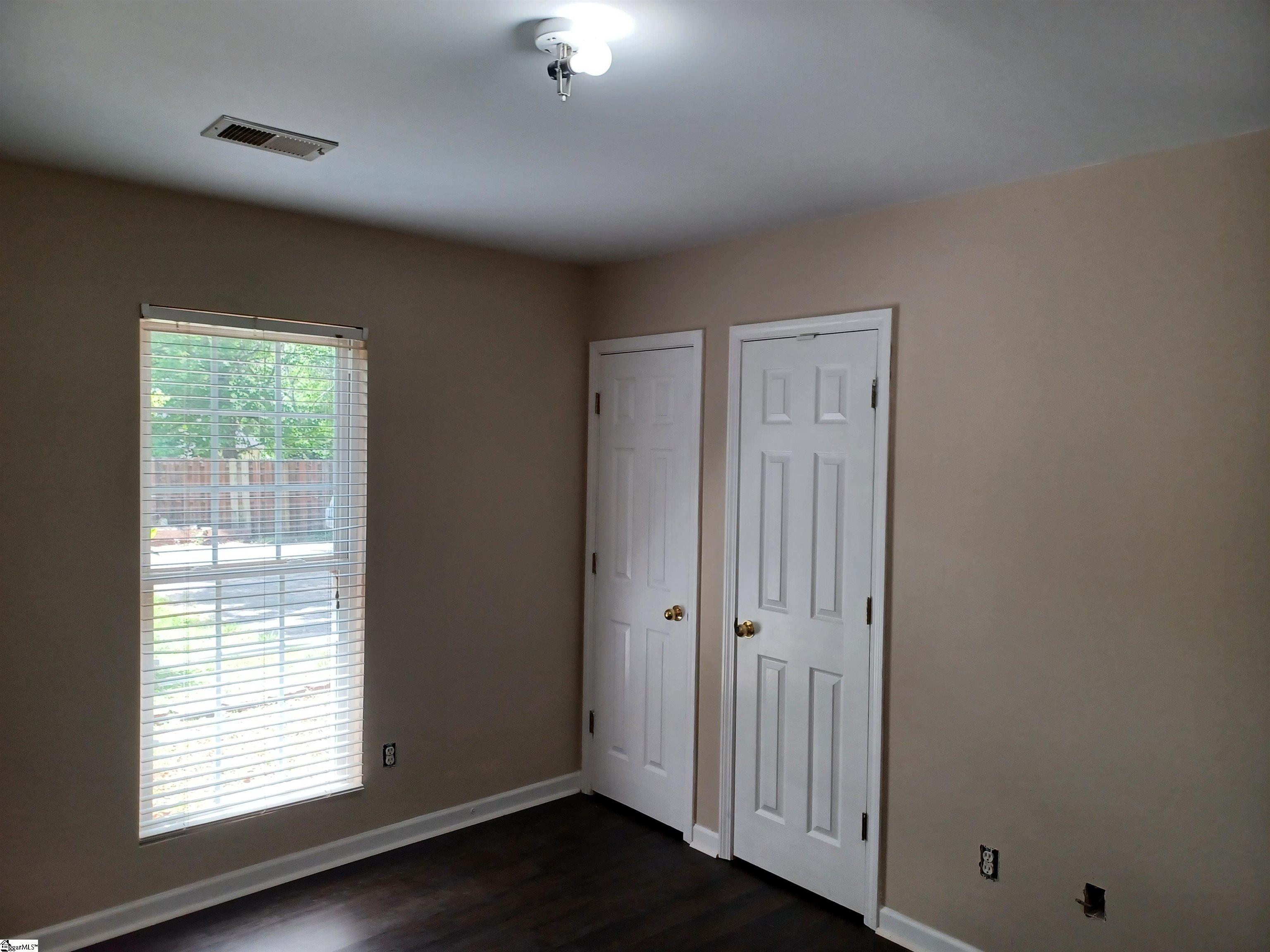 315 Farnsworth Road Spartanburg, SC 29301 - Photo 17 of 27 Gallery Image 17