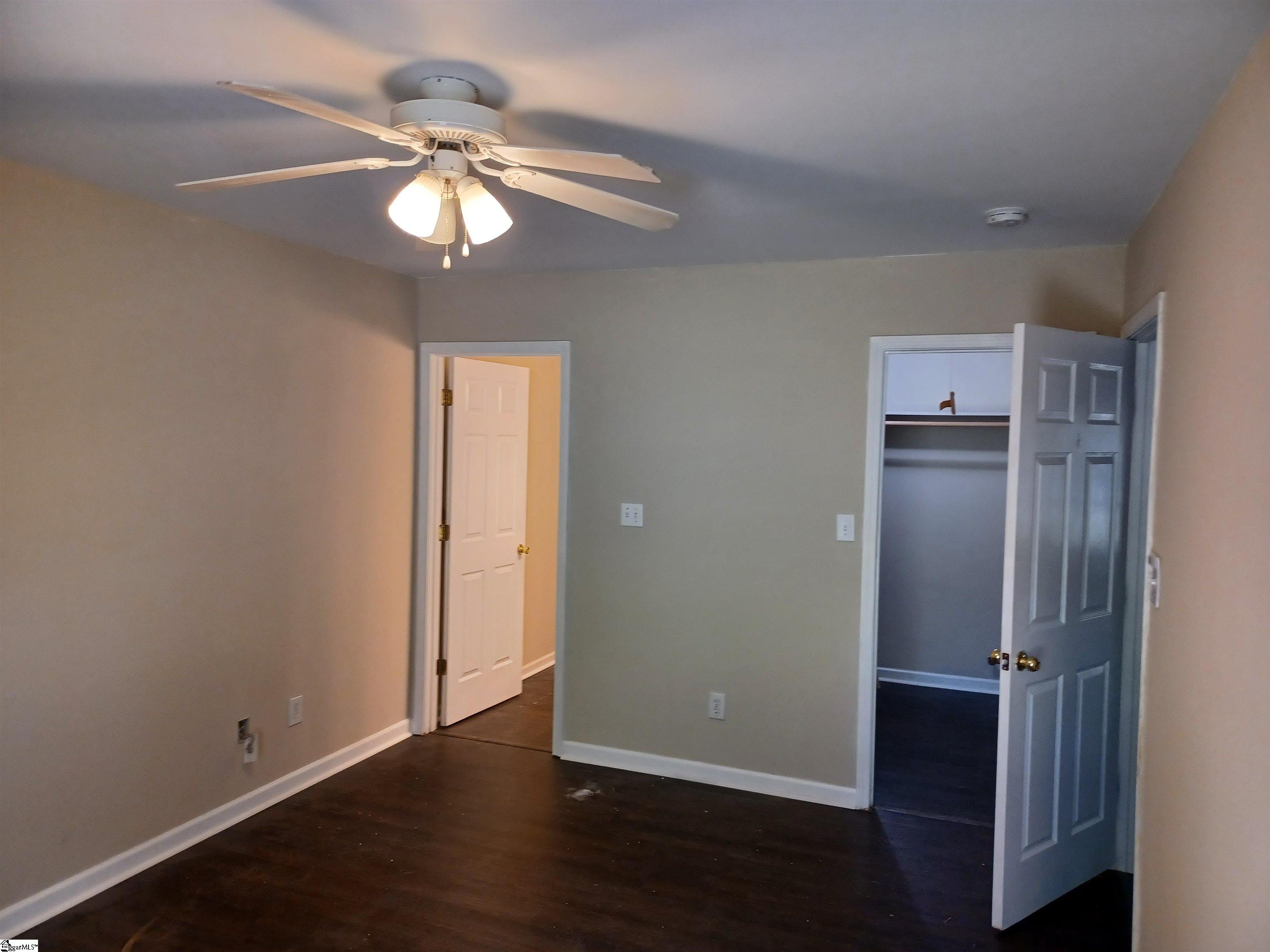 315 Farnsworth Road Spartanburg, SC 29301 - Photo 9 of 27 Gallery Image 9